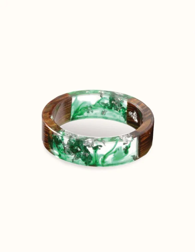 Bague en bois de pêcher écologique