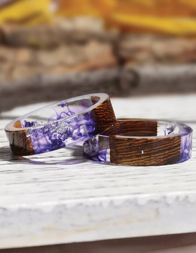 Bague en bois et en résine fait main