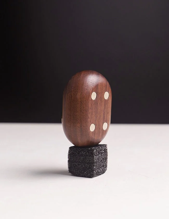 Carillon en bois avec des aimants