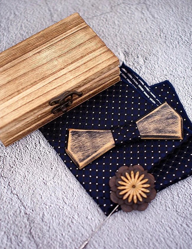 Coffret Nœud Papillon en Bois Ancien