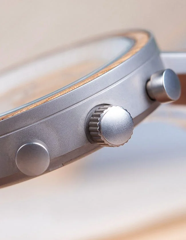 Montre en Bois Zebrano avec Boîtier en Métal