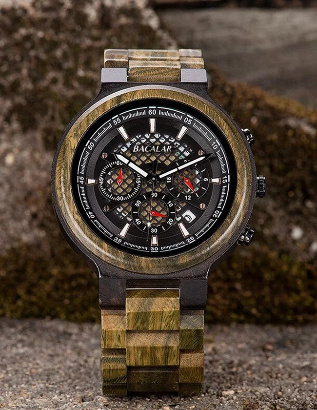 Montre en Bois avec Mouvement Mécanique