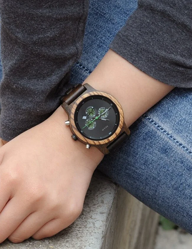 Montre pour Femme avec du Bois Noir
