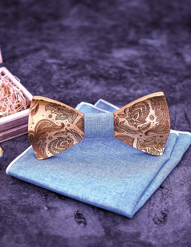 Nœud Papillon en Bois d'Érable avec Tissu Bleu Clair