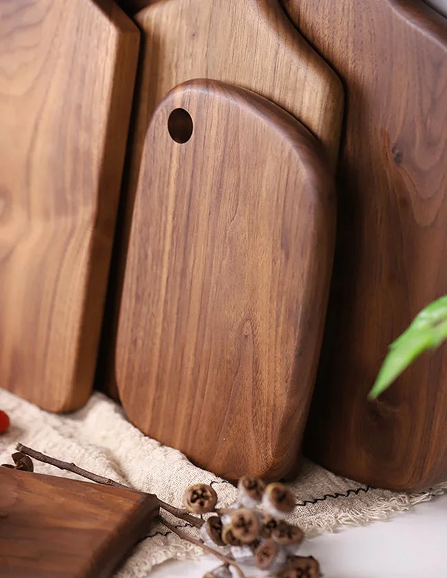 Planche à Découper en Bois de Noyer