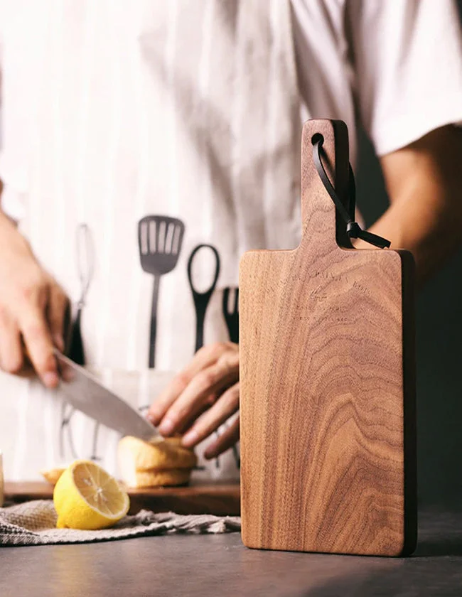 Planche à Découper en Bois de Noyer