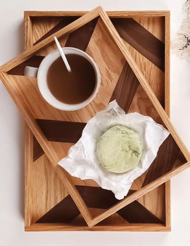 Plateau en Bois pour le Service