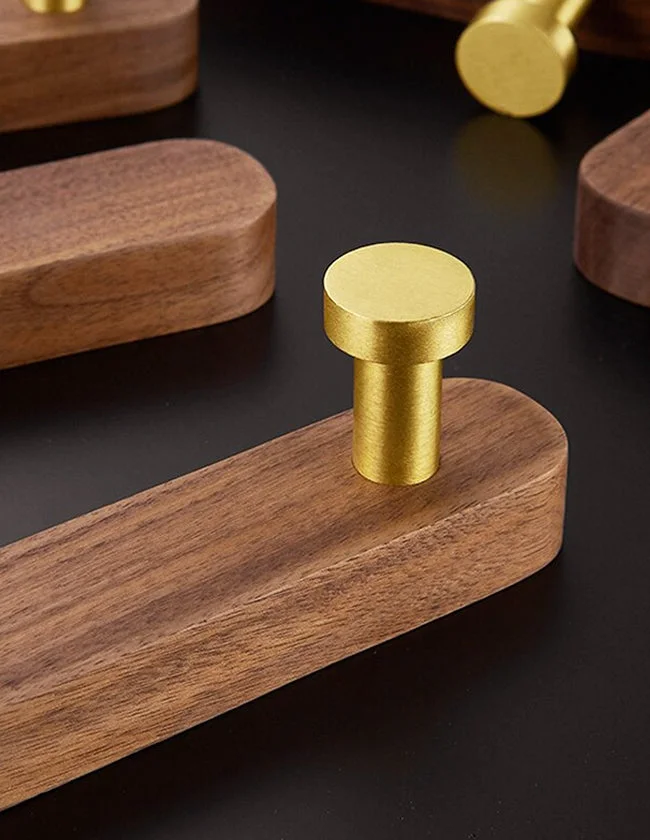 Porte Manteau en Bois et en Or